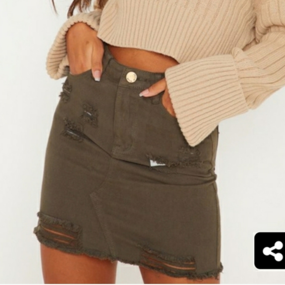 PRETTYLITTLETHING skirt